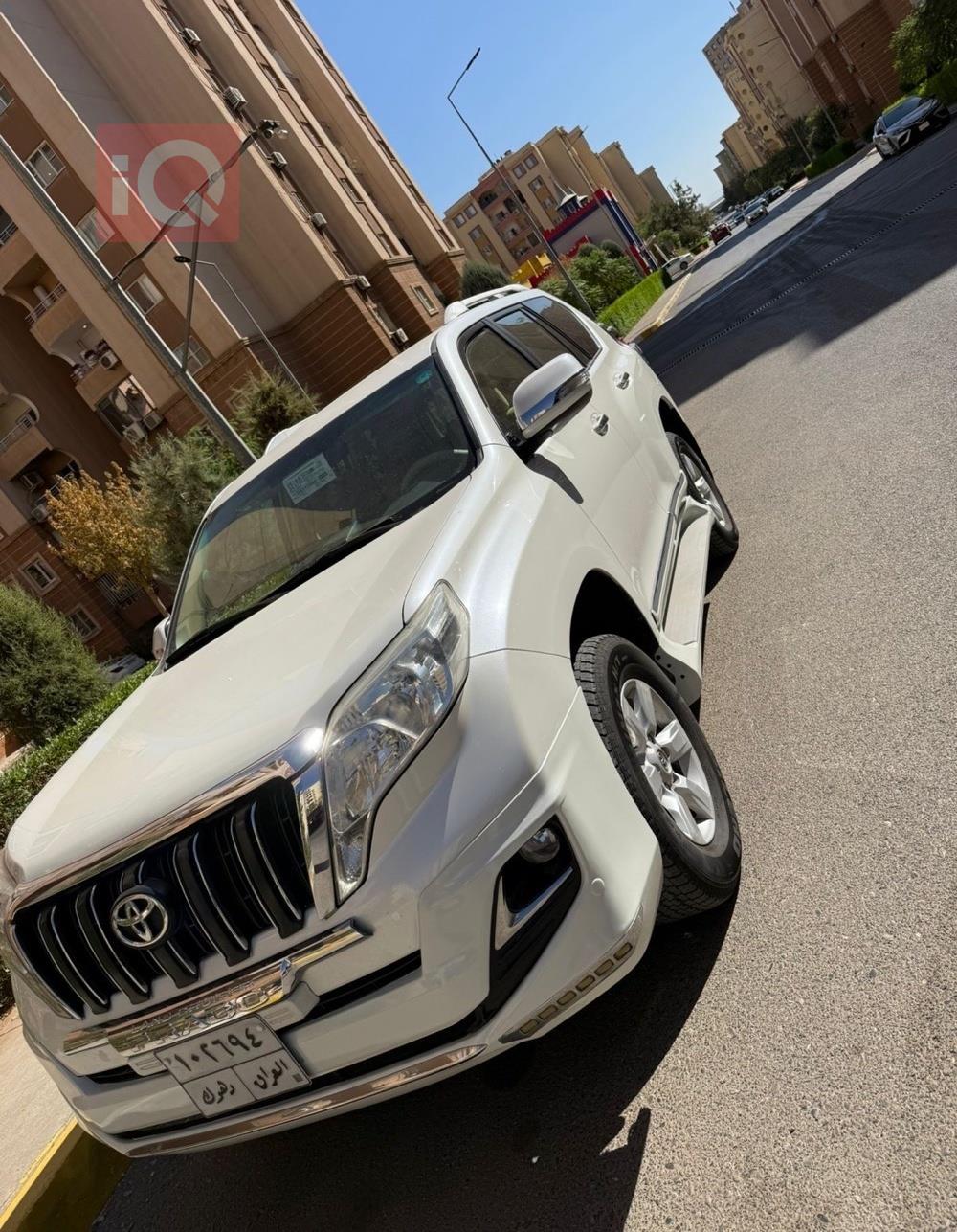 تۆیۆتا لاندكروزر پرادۆ